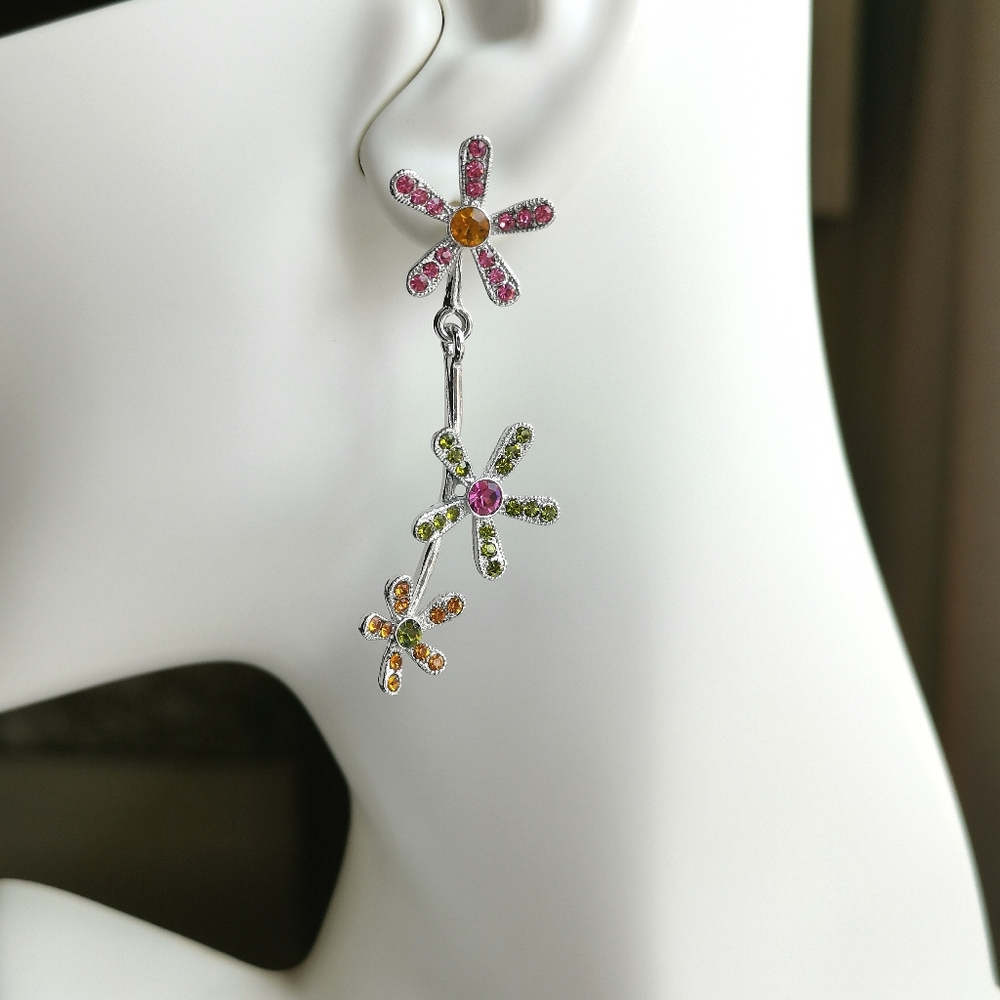 Swarovski Daisy Flower Earrings 🆕